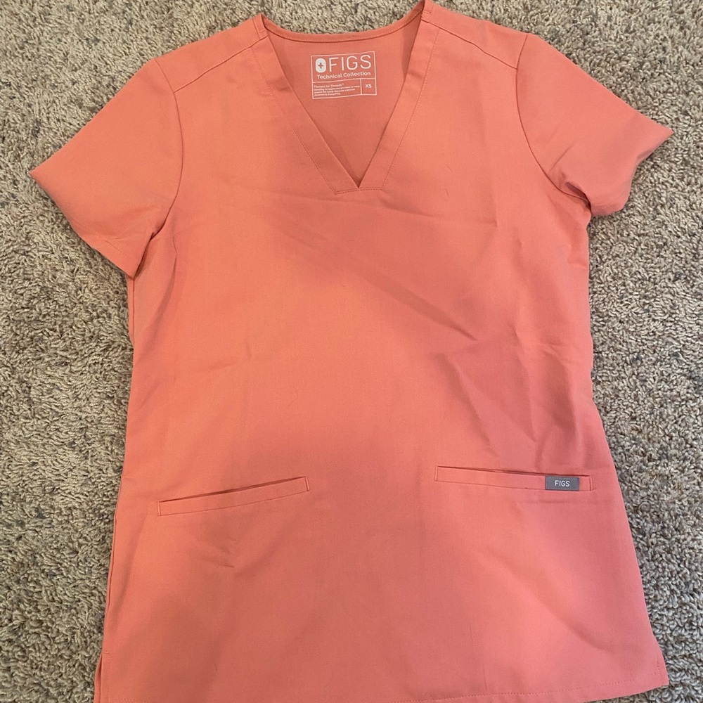 FIGS Women's Coral V-Neck Scrub Top